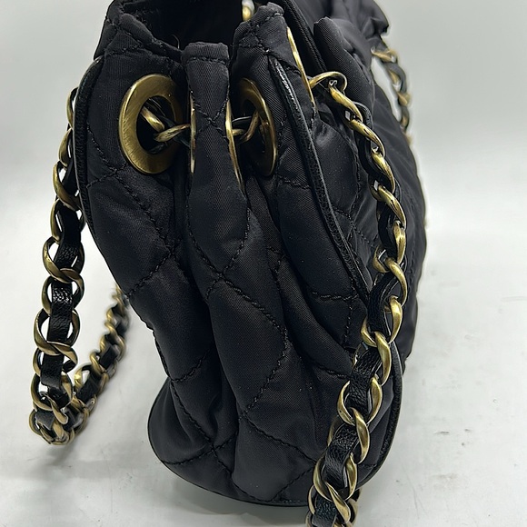 Moschino Luxurious Black Quilted Bow Chain Handles Handbag Purse 🌺🌺 - Picture 5 of 8